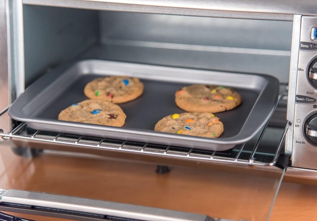 G S Metal Products Company Ovenstuff Toaster Oven 8-Piece Bakeware Set, Gray G S Metal Products Company Ovenstuff Toaster Oven 8-Piece Bakeware Set, Gray