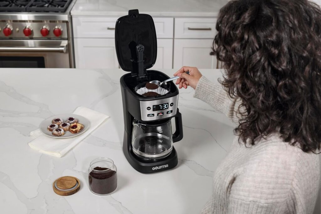 Gourmia 15-Bar Espresso Maker with Powerful Frothing Wand with 1.2L Removable Water Reservoir Gourmia 15-Bar Espresso Maker with Powerful Frothing Wand with 1.2L Removable Water Reservoir